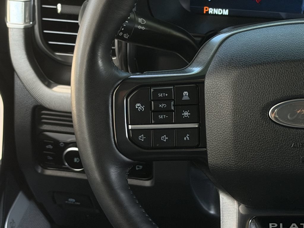 Used 2025 Ford F350 Platinum AWD/4WD image 16