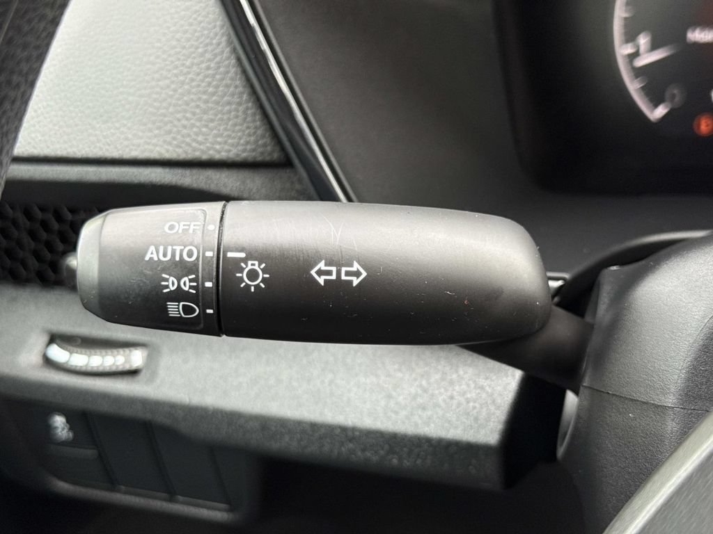 Used 2024 Honda CR-V EX image 11