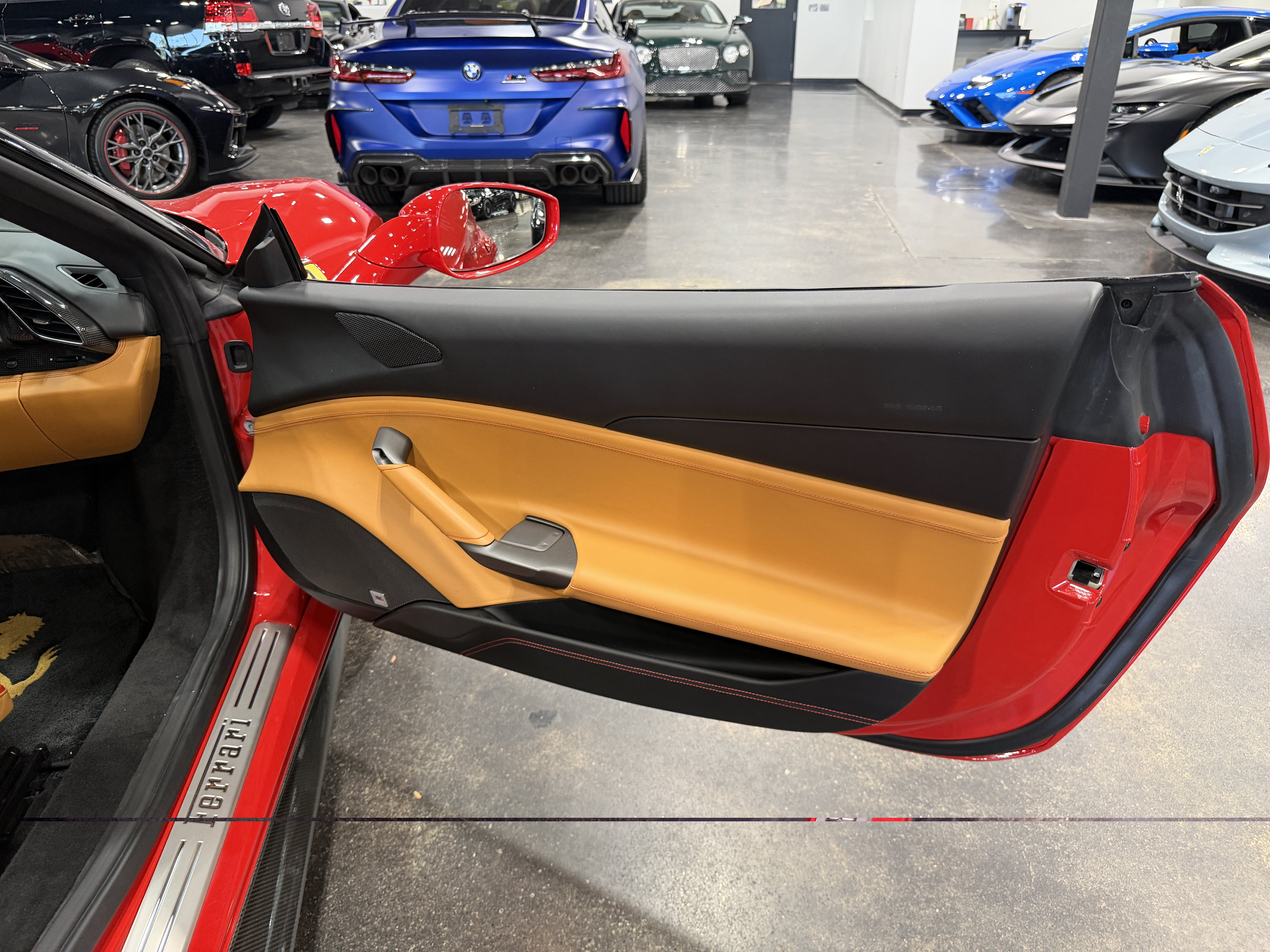 Used 2019 Ferrari 488 Spider RWD image 19