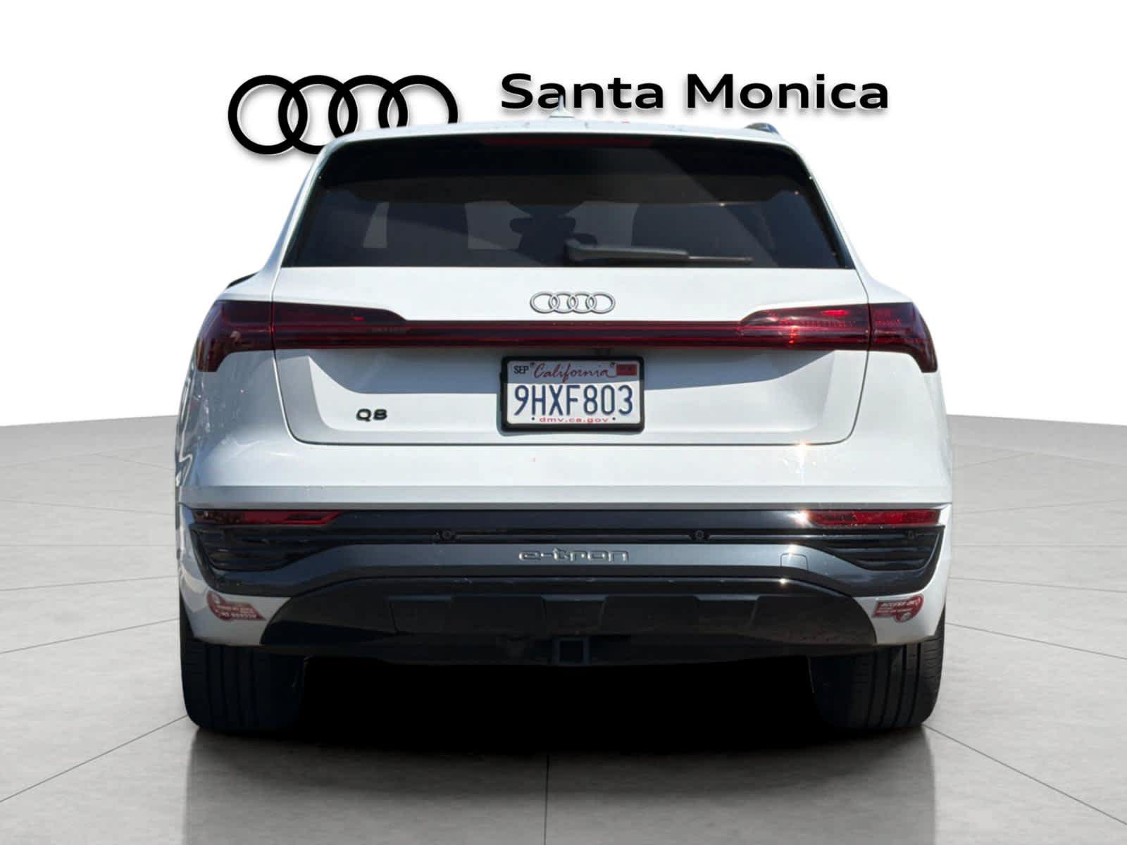 Used 2024 Audi Q8 e-tron Premium Plus w/ Premium Plus Package AWD/4WD image 7