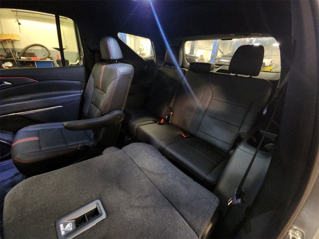 Certified 2024 Chevrolet Traverse RS w/ LPO, Floor Liner Package image 37