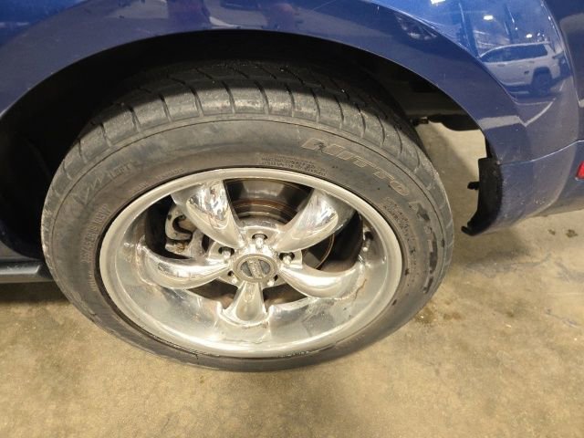 Used 2008 Ford Mustang Premium RWD image 11