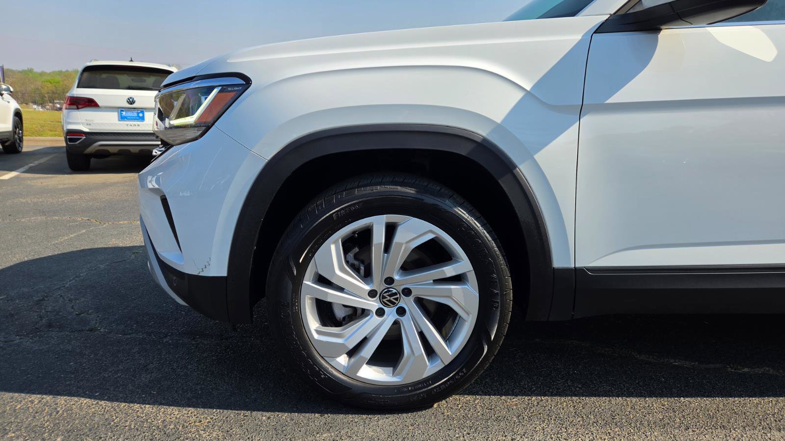 Certified 2022 Volkswagen Atlas SE image 48