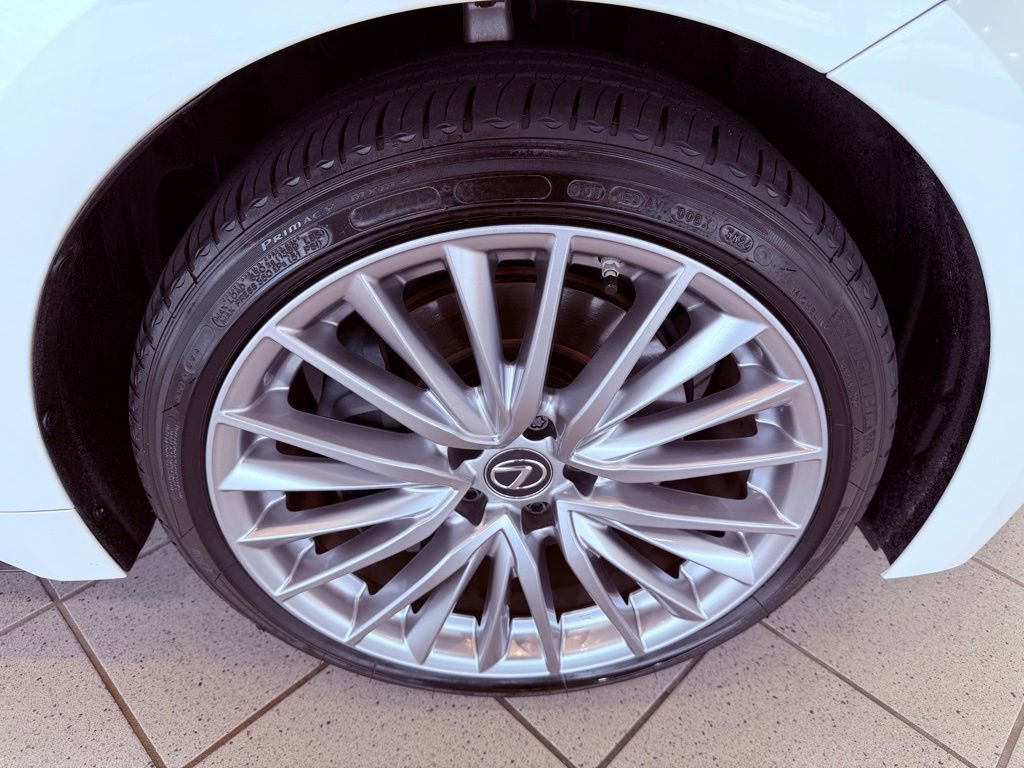 Certified 2022 Lexus IS 300 300 PREMIUM/SMART CRUISE/PARK image 15