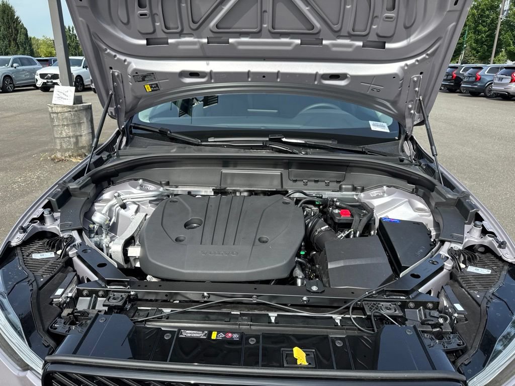 New 2026 Volvo XC60 B5 Plus w/ Climate Package AWD/4WD image 29
