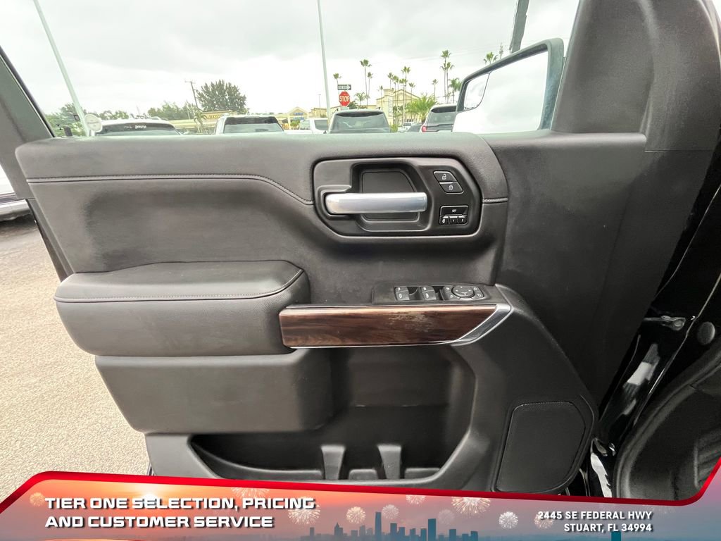Used 2020 GMC Sierra 1500 SLT w/ X31 Off-Road Package image 22