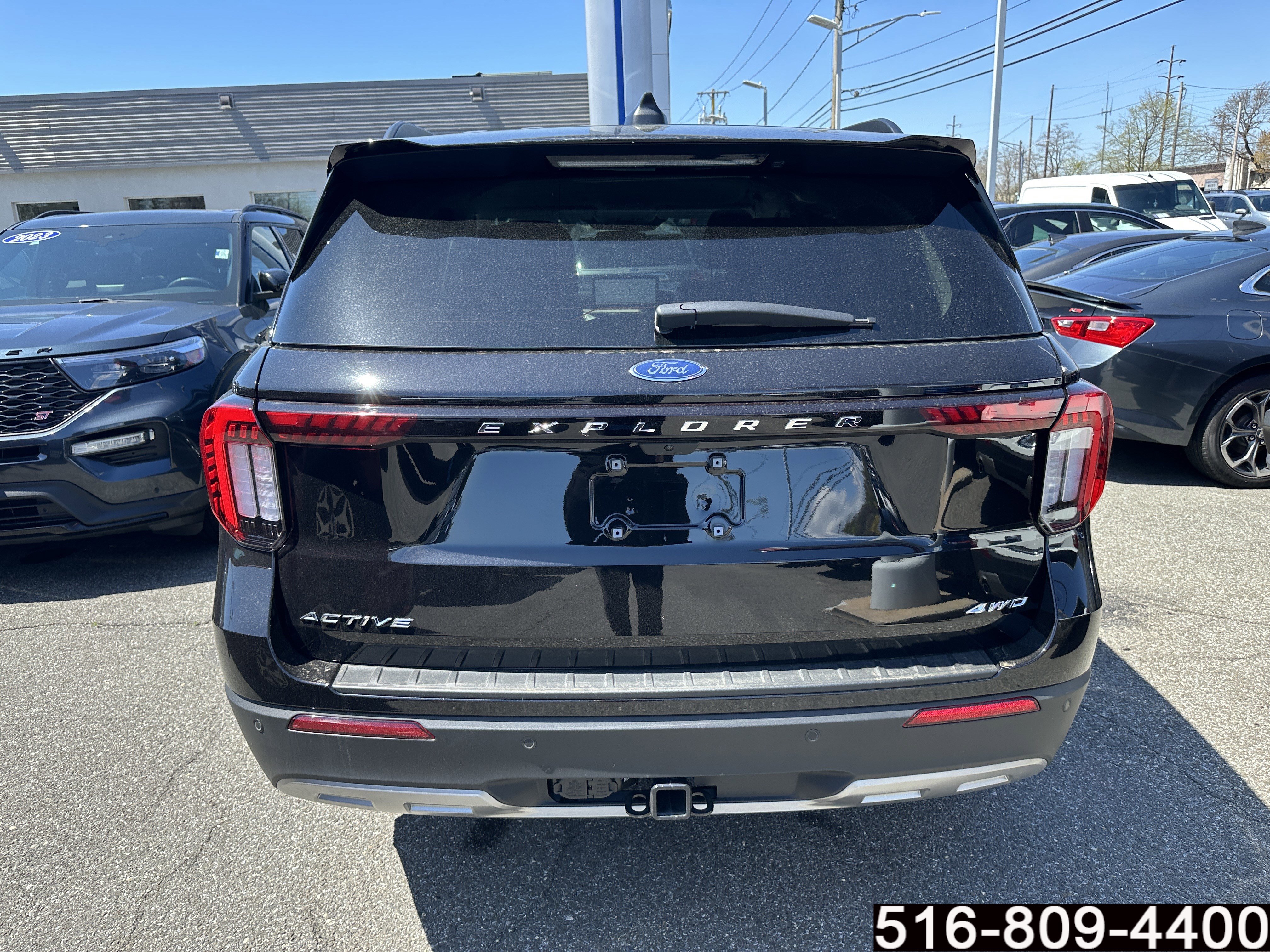 Used 2026 Ford Explorer Active w/ Active Comfort Package AWD/4WD image 5