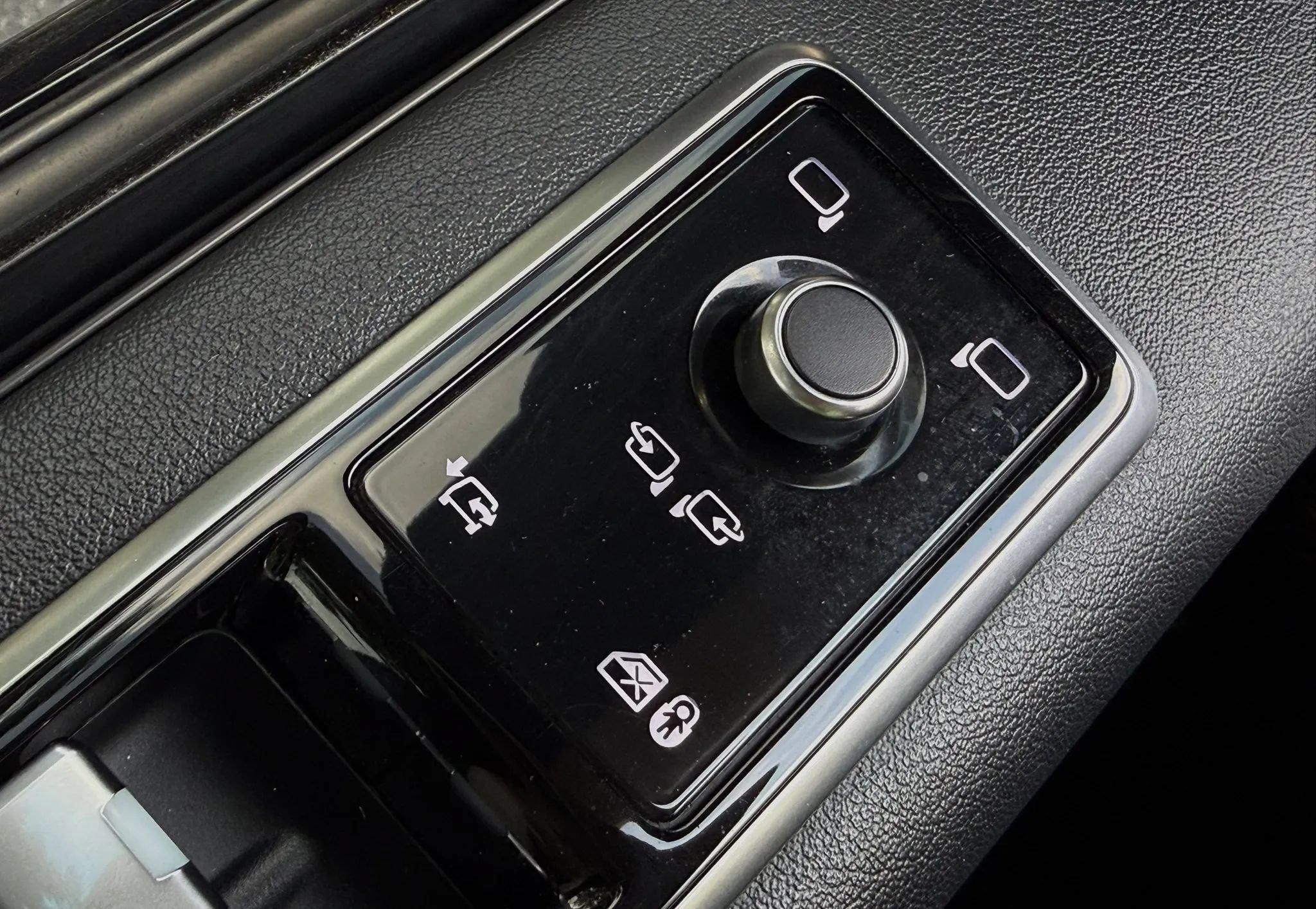 Used 2020 Land Rover Range Rover HSE AWD/4WD image 39