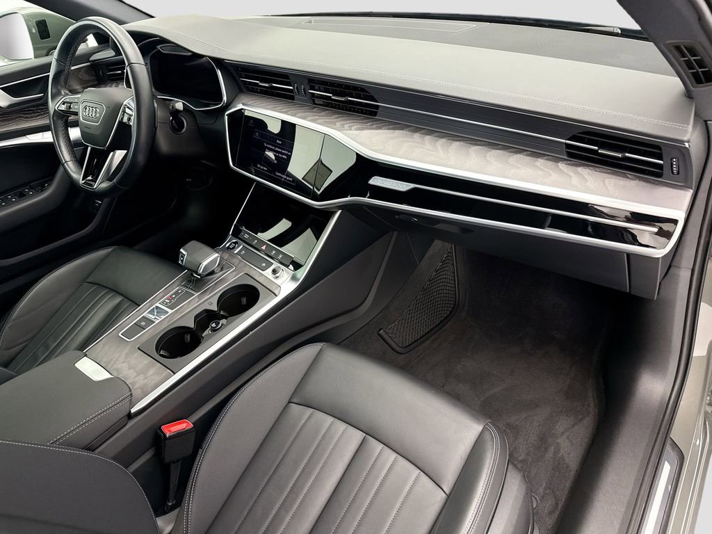 Used 2024 Audi A6 2.0T Premium w/ Convenience Package image 16