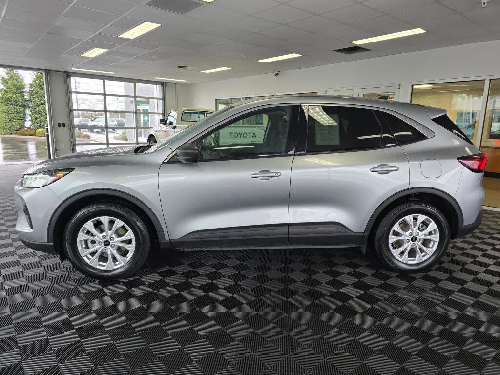 Used 2024 Ford Escape Active image 7