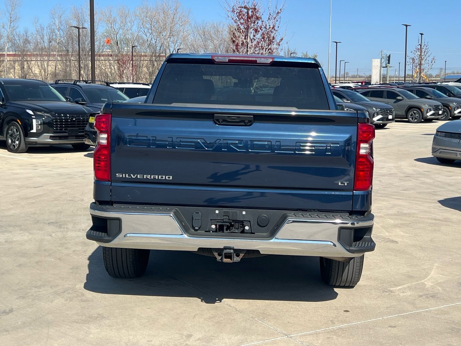 Used 2022 Chevrolet Silverado 1500 LT image 11