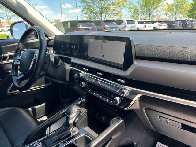 Used 2024 Kia Telluride S FWD image 39