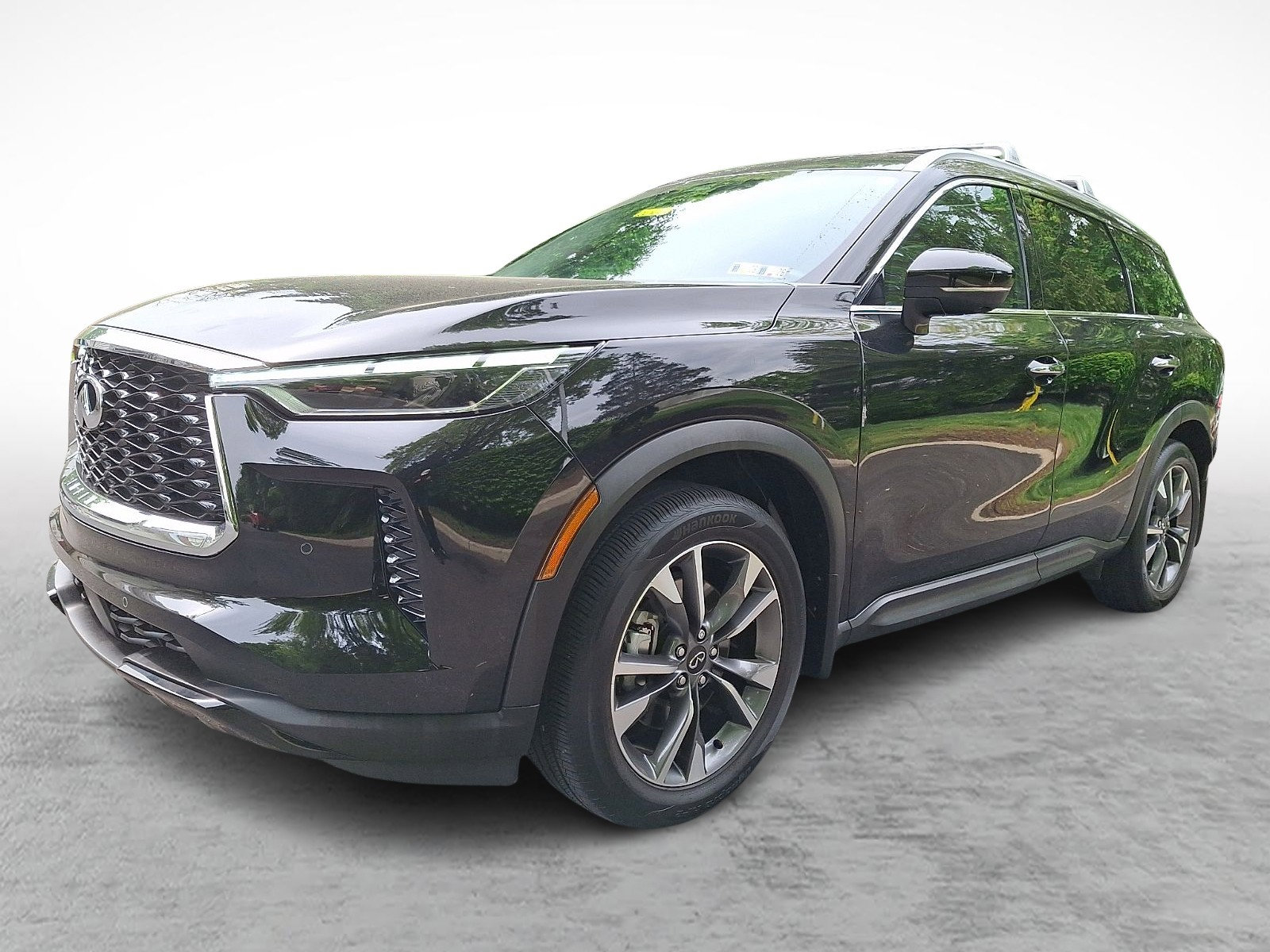Used 2024 INFINITI QX60 Luxe w/ Cargo Package AWD/4WD image 3