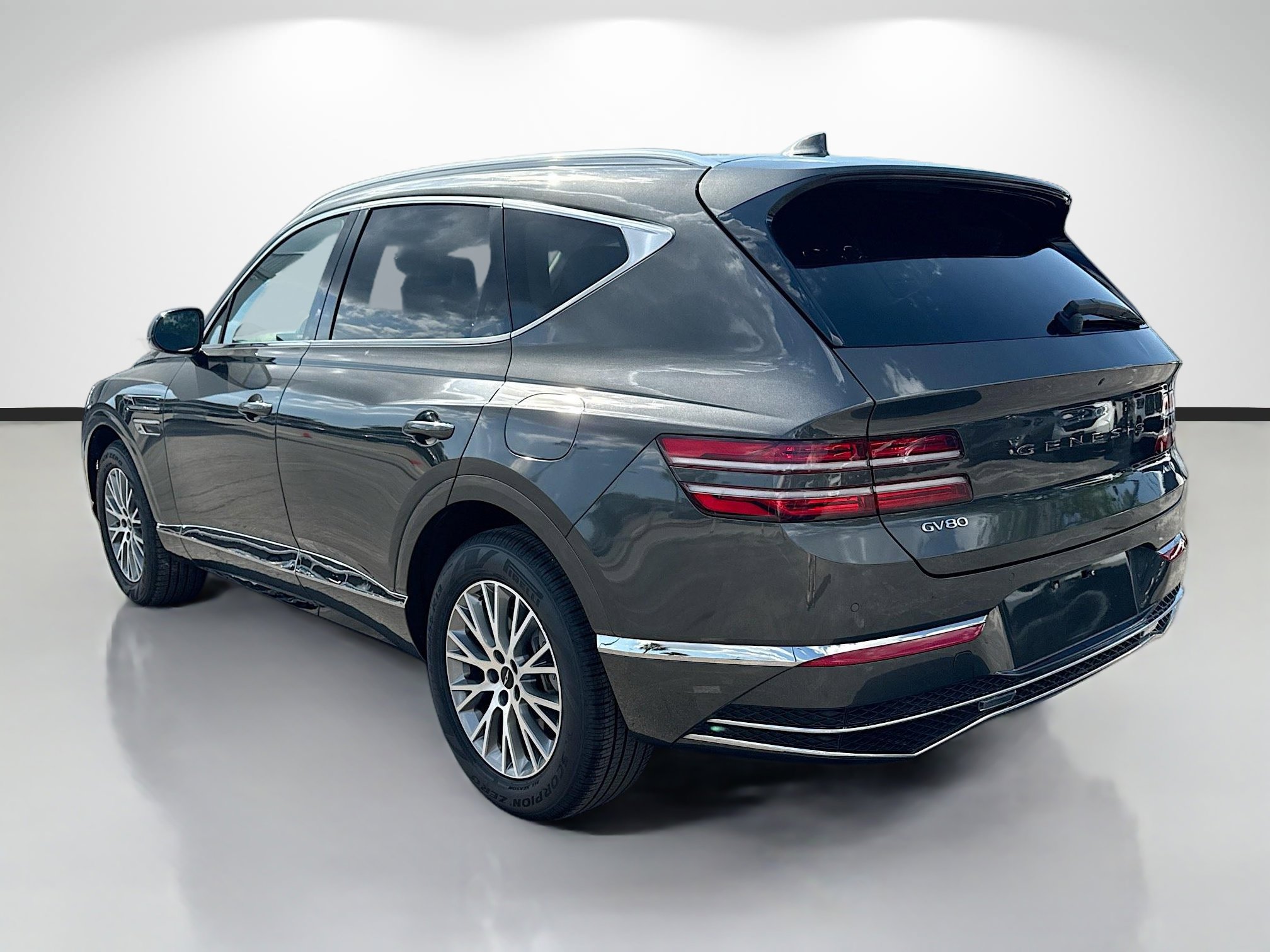 Used 2025 Genesis GV80 2.5T Standard AWD/4WD image 3