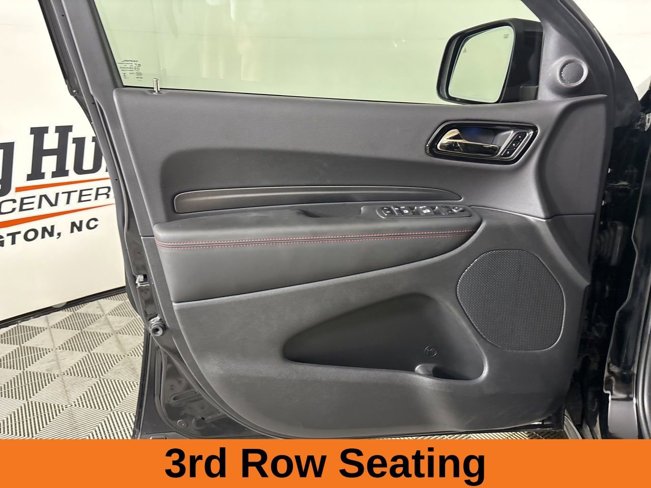 Used 2024 Dodge Durango R/T w/ Tow 'N Go Package AWD/4WD image 8