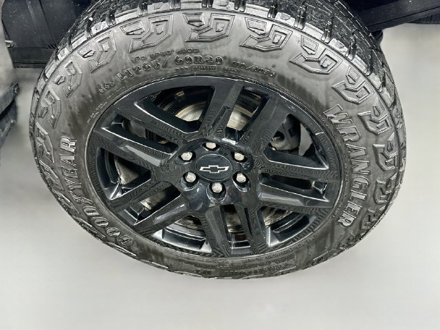Used 2023 Chevrolet Silverado 1500 Custom Trail Boss w/ LPO, Dark Essentials Package AWD/4WD image 27