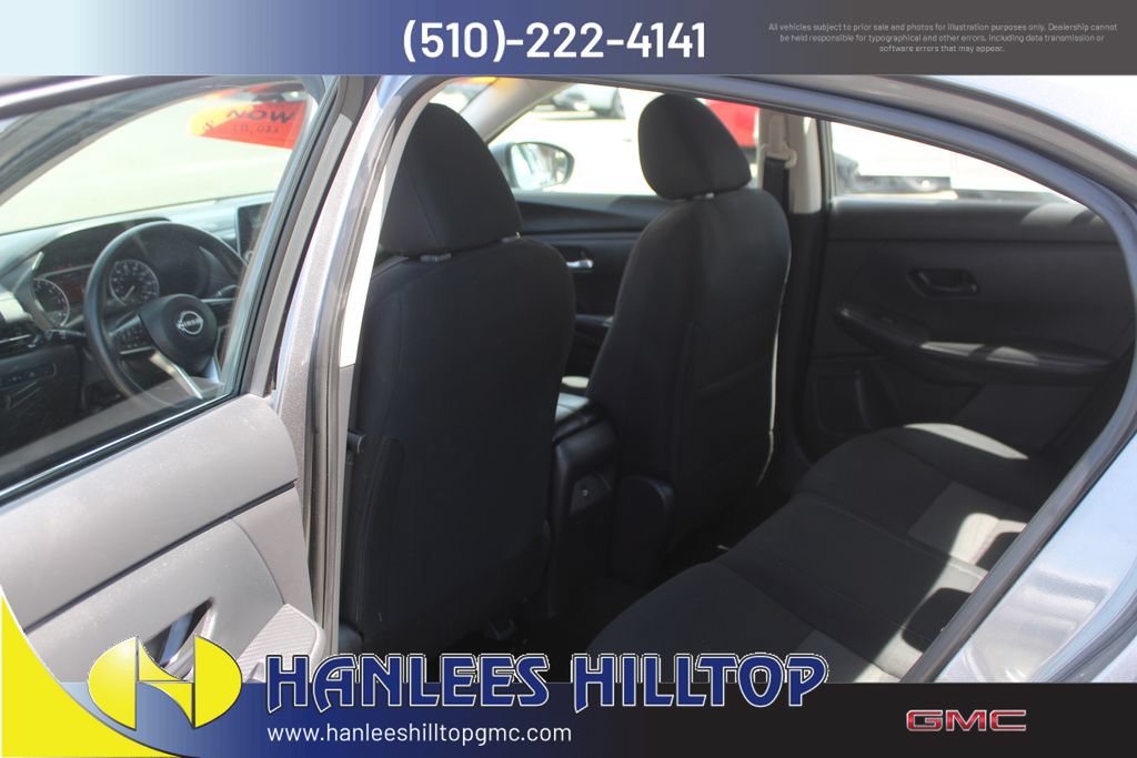 Used 2024 Nissan Sentra SV FWD image 14