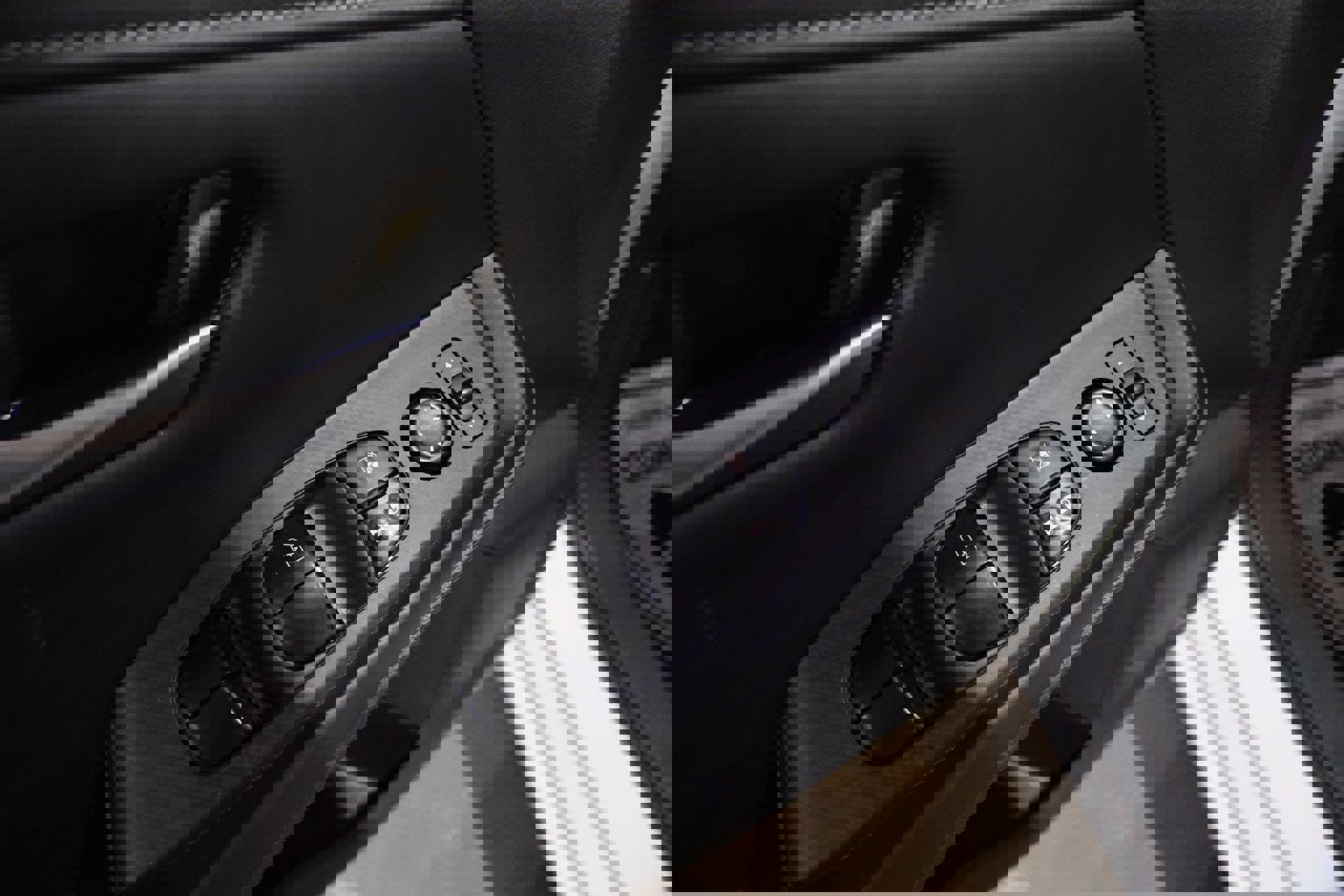 Used 2023 Nissan Sentra SV image 18