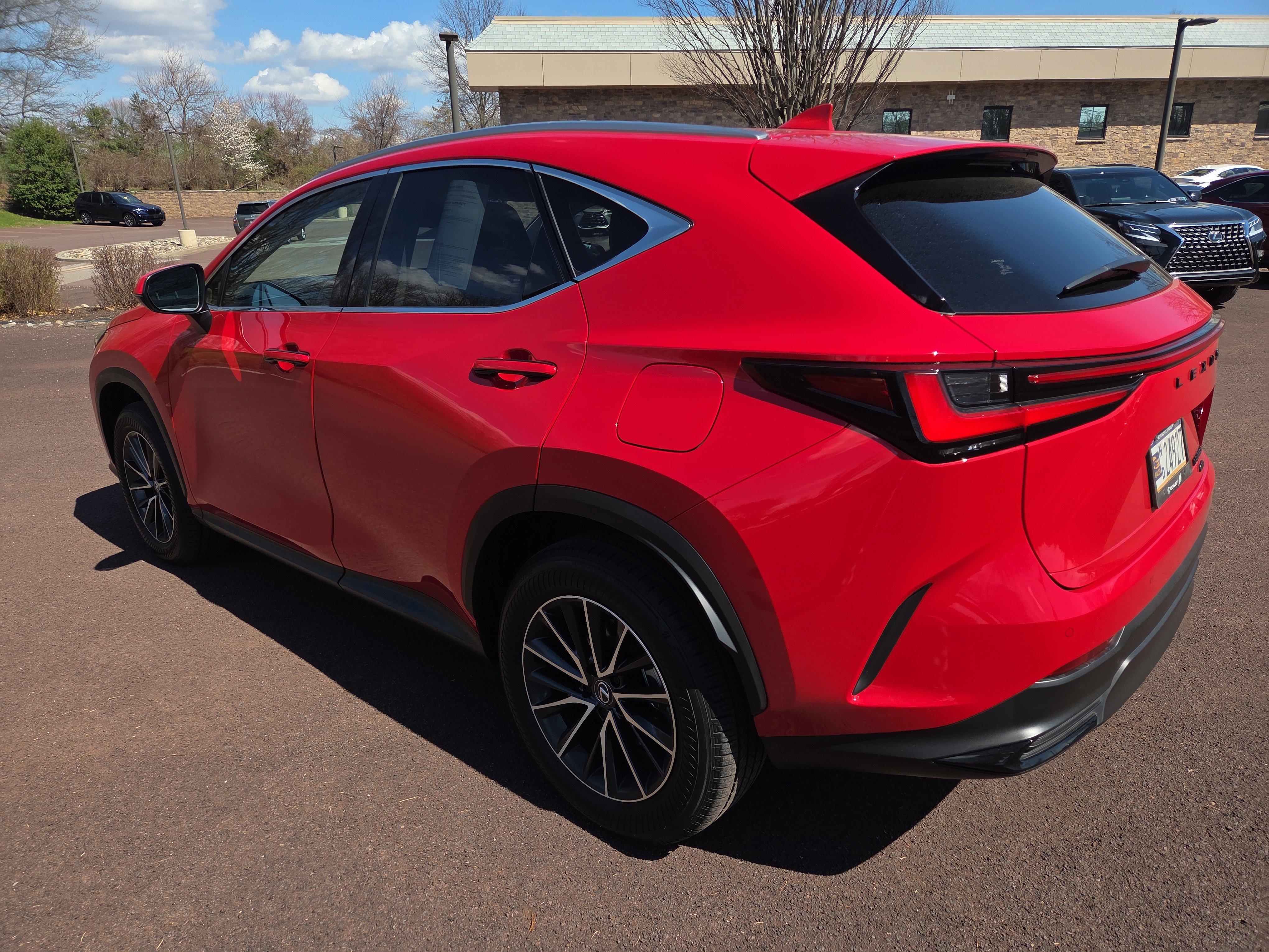 Certified 2025 Lexus NX 350h AWD w/ Accessory Package (2T) image 5