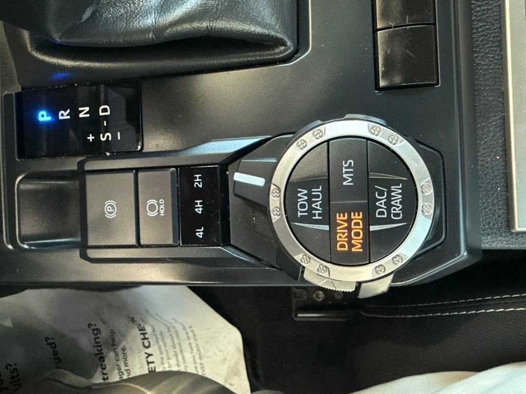 Used 2024 Toyota Tacoma TRD Off-Road AWD/4WD image 31