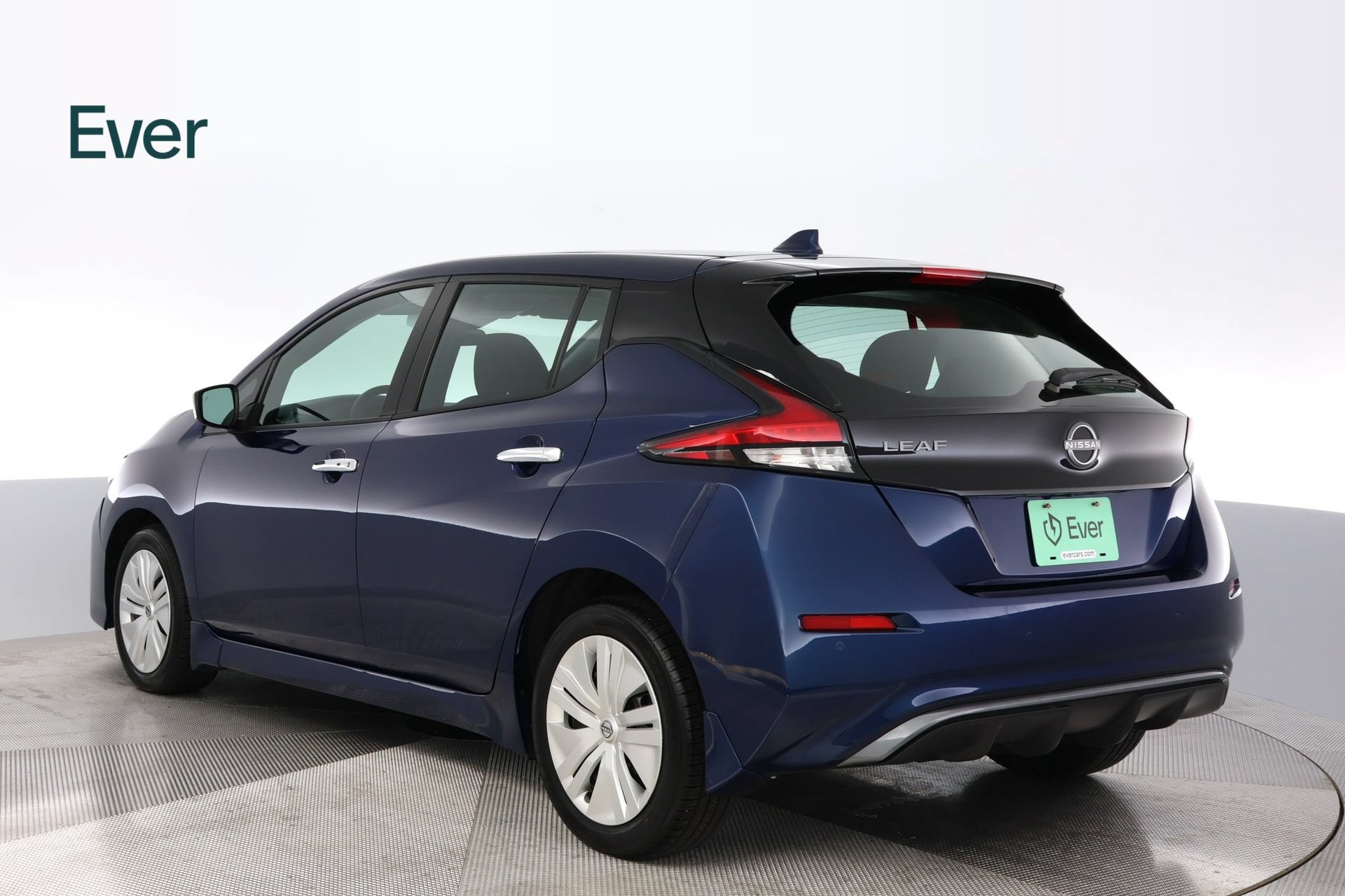 Used 2025 Nissan Leaf S FWD image 17