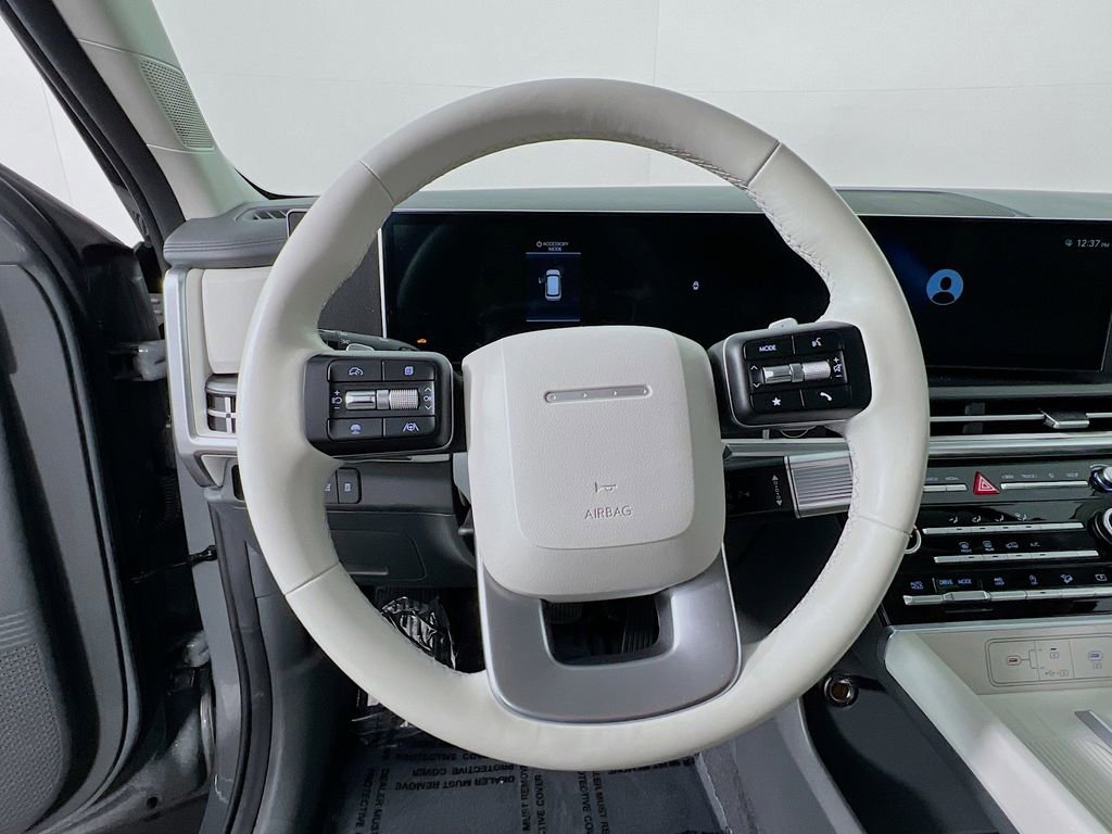 Certified 2025 Hyundai Santa Fe SE image 10