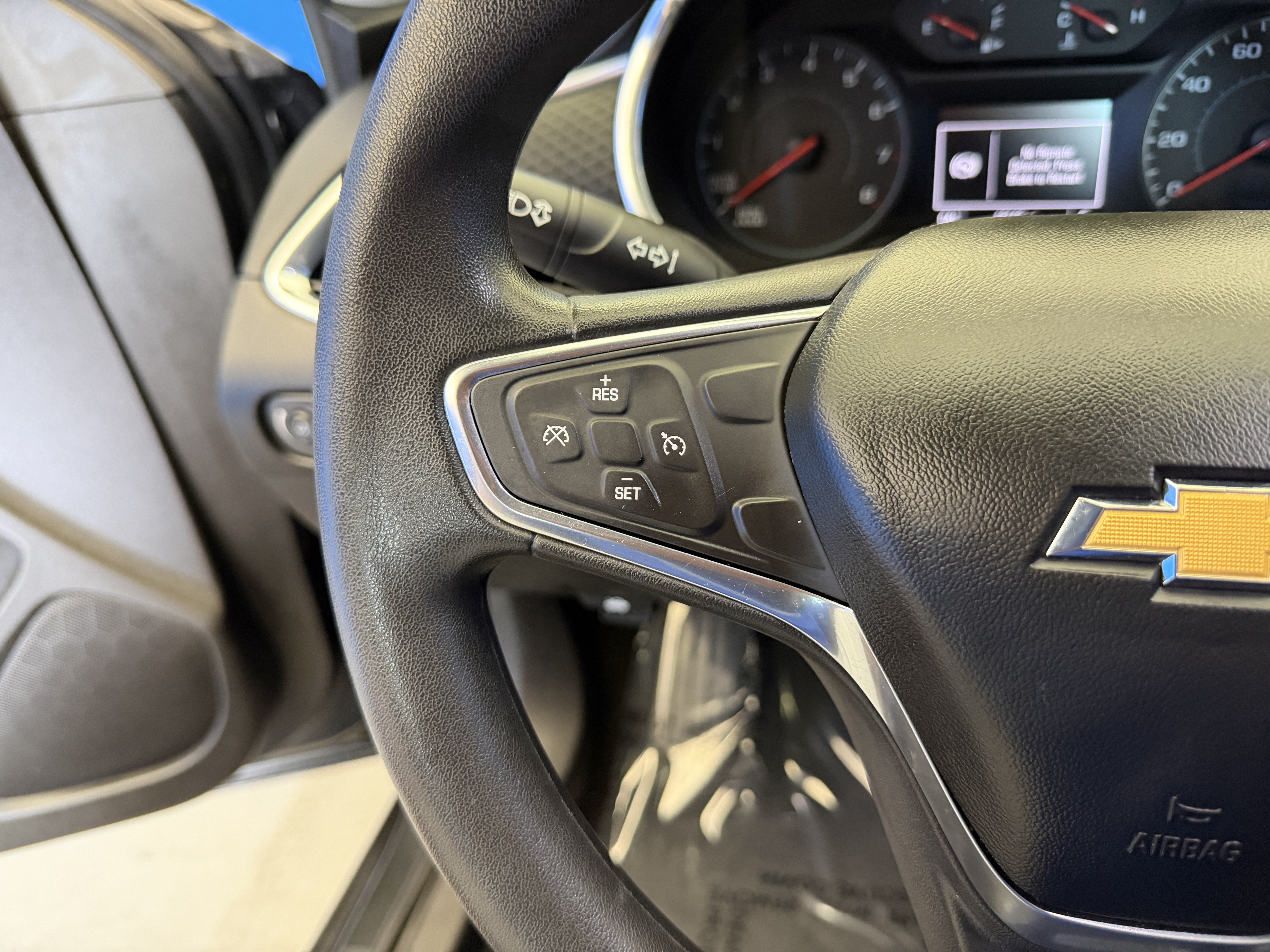 Used 2016 Chevrolet Malibu LT FWD image 15