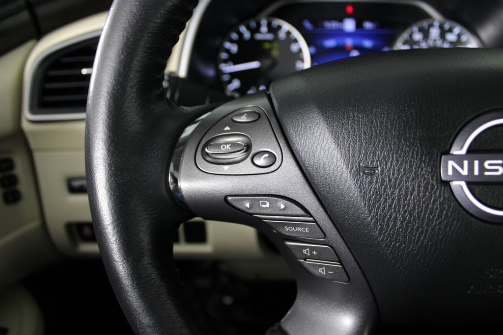 Certified 2024 Nissan Murano Platinum w/ Cargo Package FWD image 28