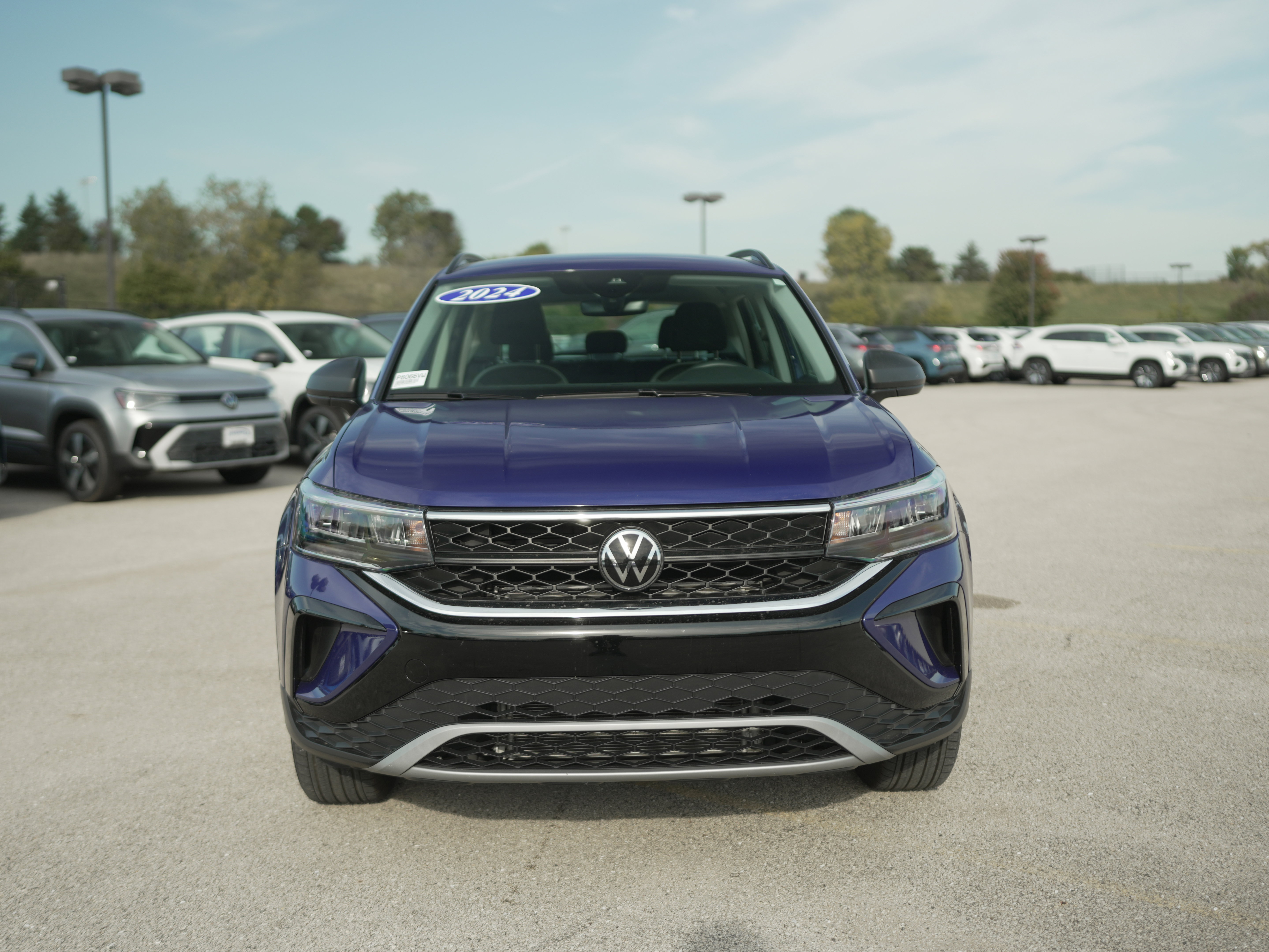 Certified 2024 Volkswagen Taos S image 3