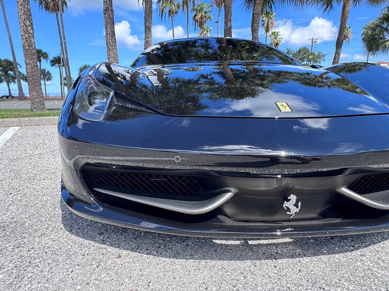 Used 2010 Ferrari 458 Italia Coupe RWD image 18