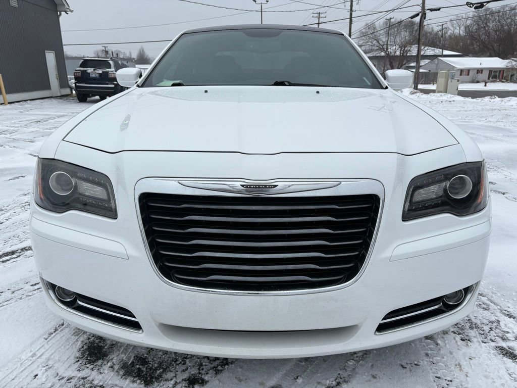Used 2013 Chrysler 300 S image 8