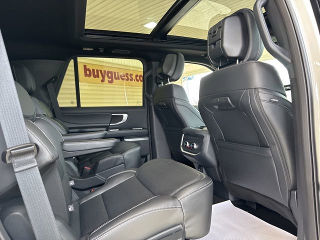 New 2026 Ford Expedition Platinum w/ Stealth Appearance Package image 5