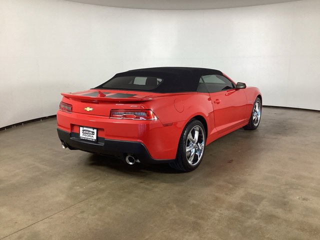Used 2015 Chevrolet Camaro LT w/ RS Package RWD image 5