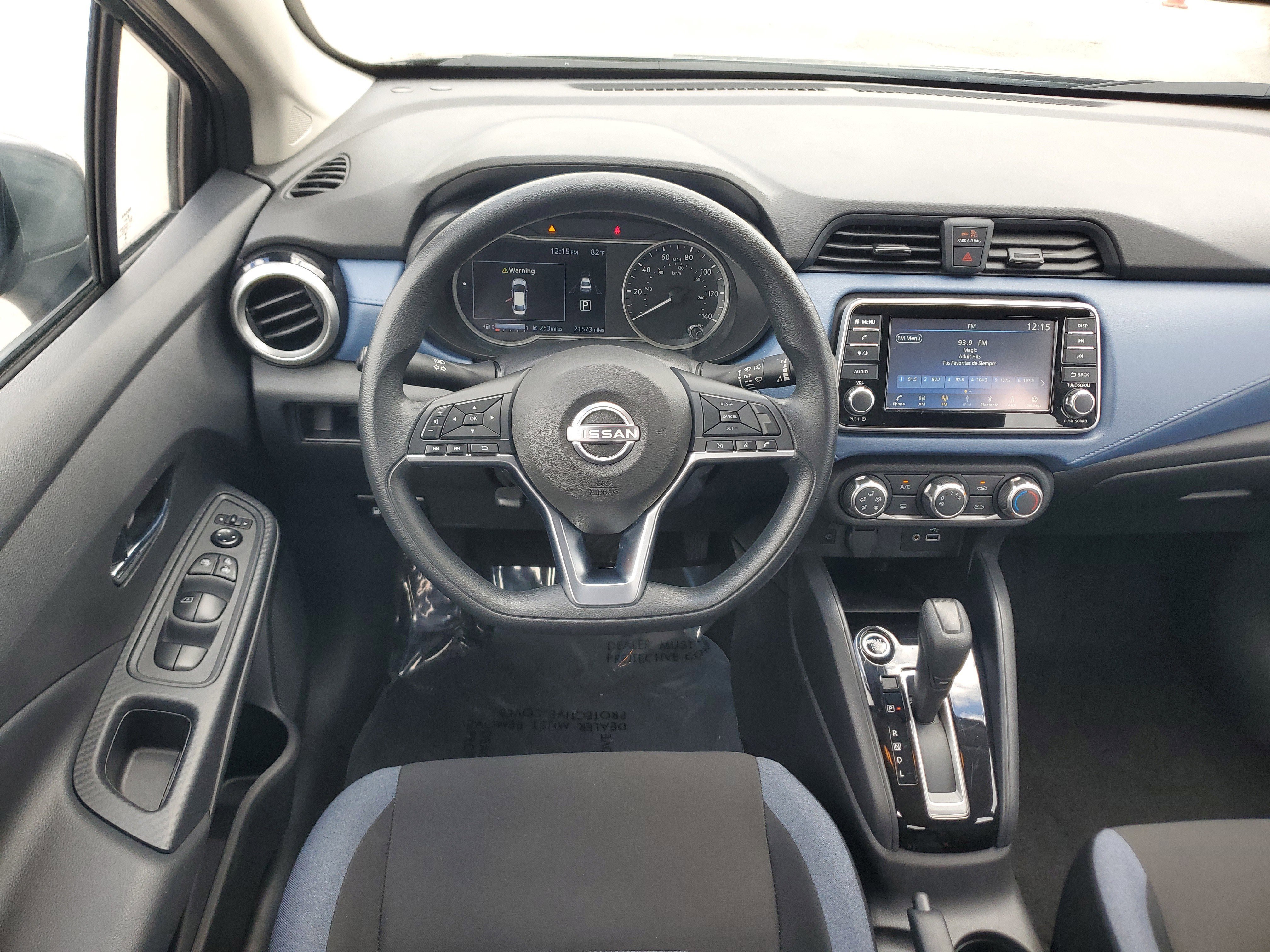 Used 2025 Nissan Versa SV image 17