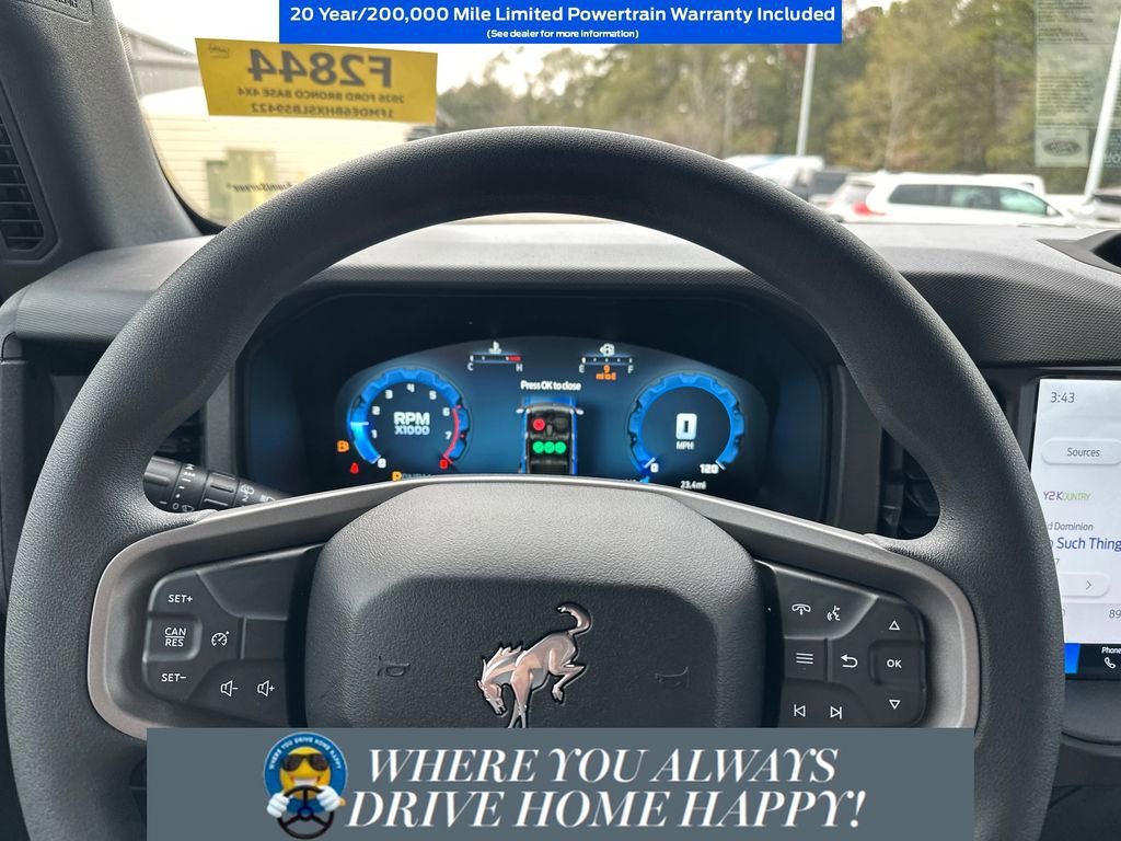 New 2025 Ford Bronco 4-Door image 12