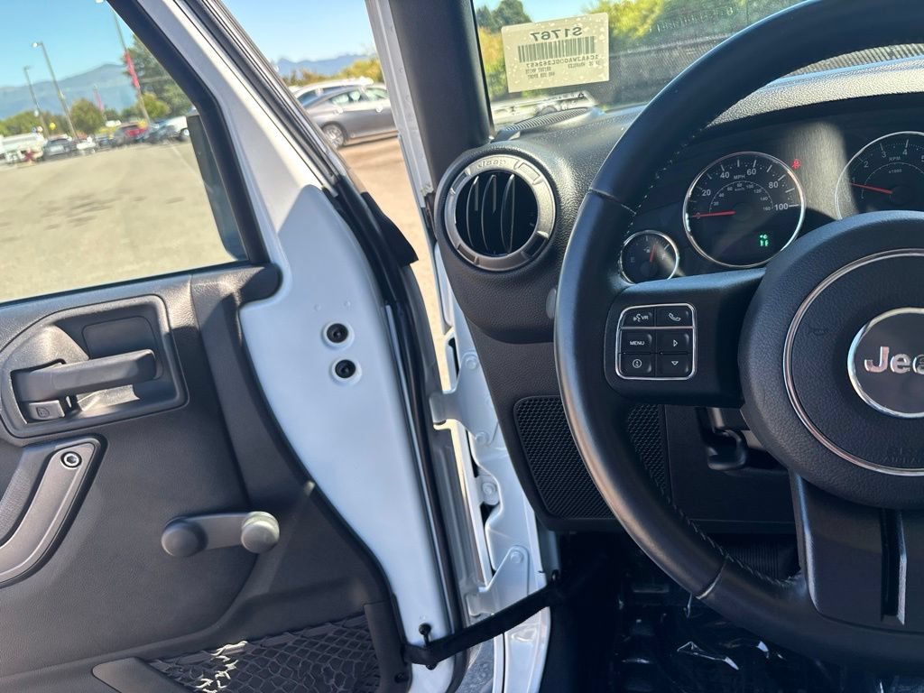 Used 2016 Jeep Wrangler Sport w/ Quick Order Package 24S AWD/4WD image 23
