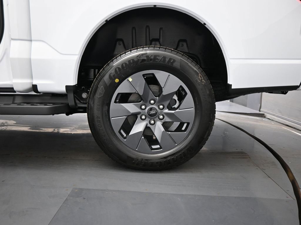 New 2025 Ford F150 Lightning Flash image 23