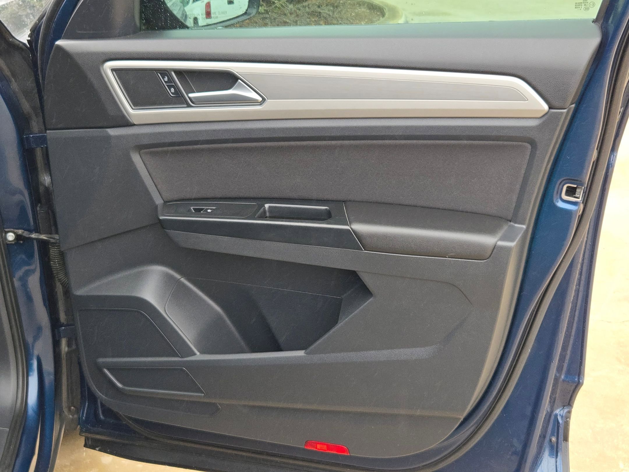 Used 2018 Volkswagen Atlas S image 31