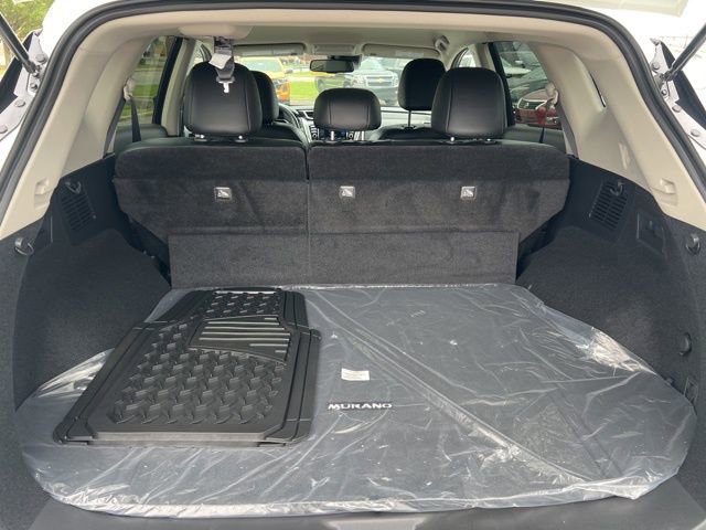 Used 2024 Nissan Murano SV w/ SV Midnight Edition Package image 10