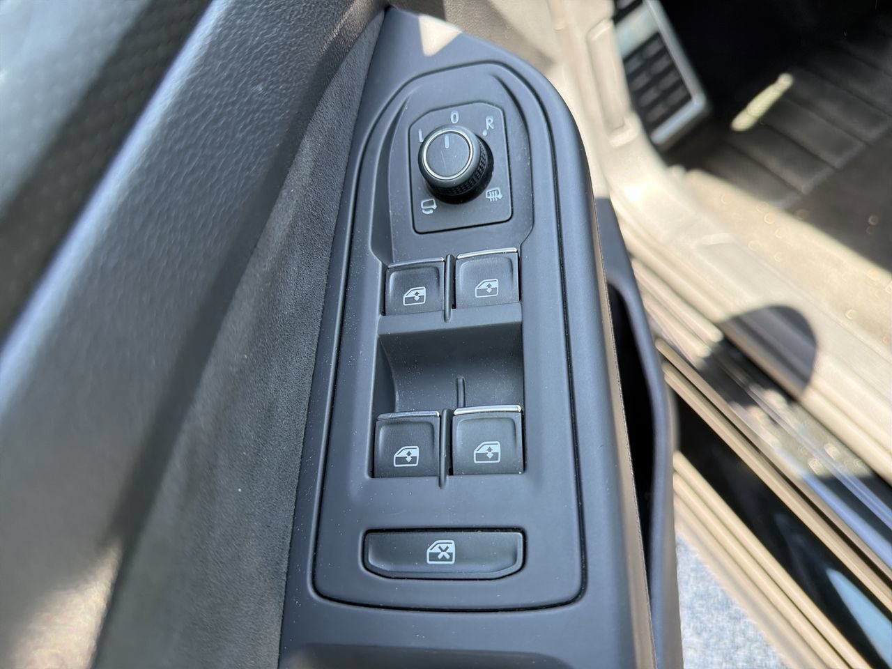 Used 2024 Volkswagen GTI S FWD image 17
