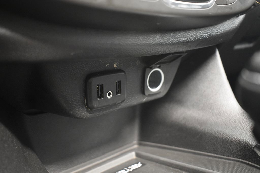 Used 2018 Chevrolet Traverse Premier w/ Redline Edition image 39