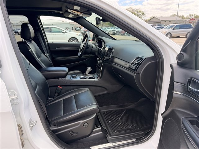 Used 2021 Jeep Grand Cherokee Limited w/ Quick Order Package 28K 80th AWD/4WD image 3