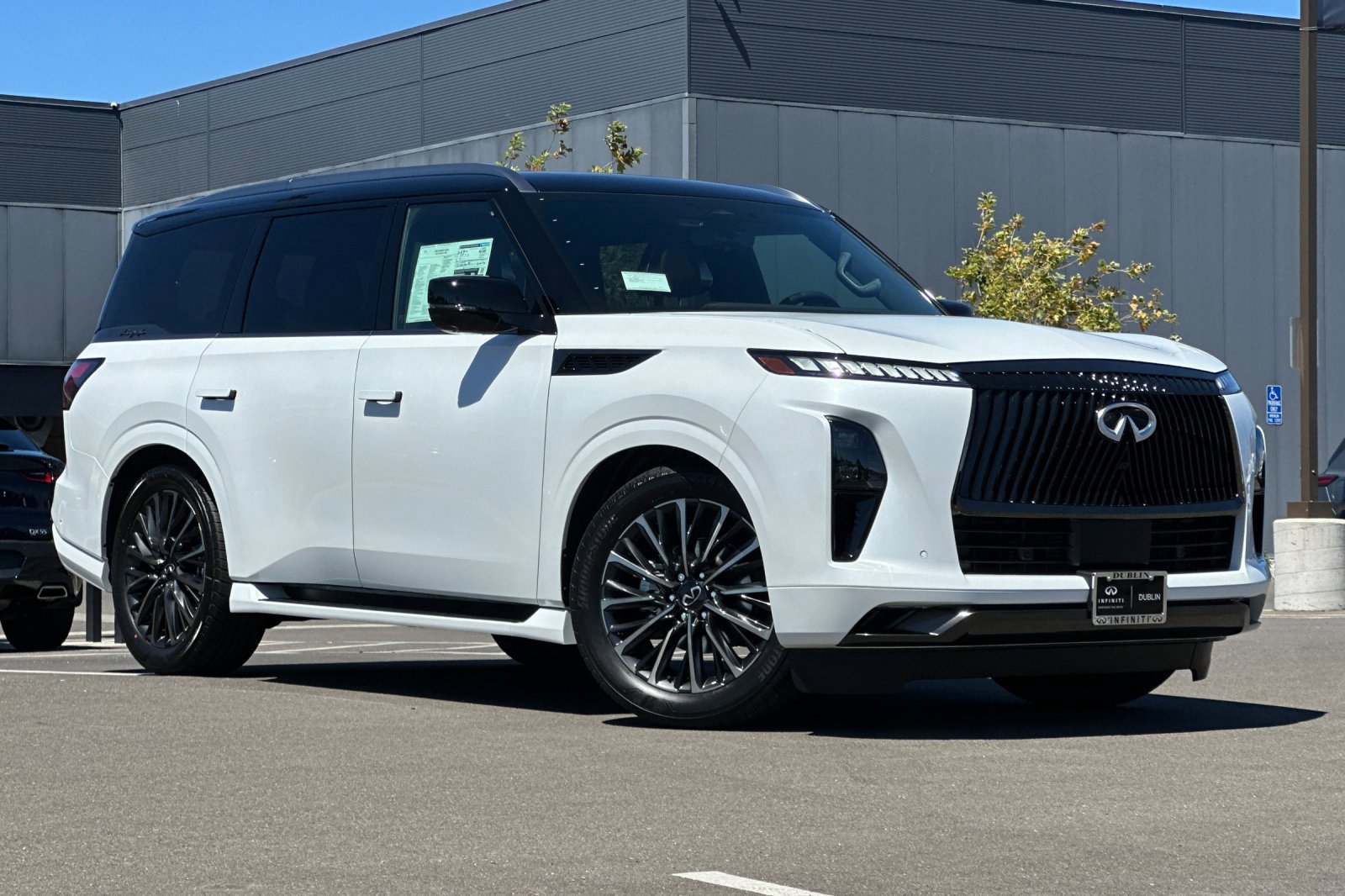 New 2027 INFINITI QX80 Autograph AWD/4WD image 1