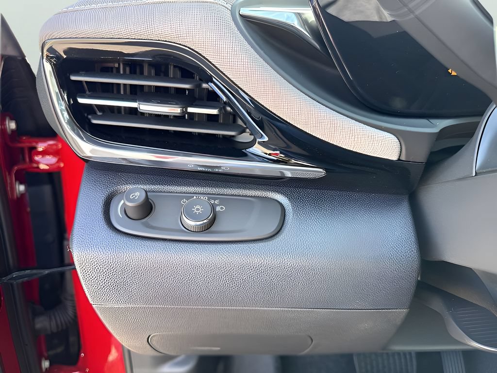New 2026 Buick Envista Sport Touring FWD image 31