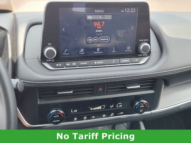 Used 2023 Nissan Rogue SV FWD image 15