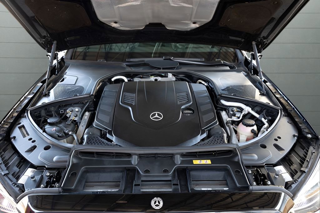 Used 2022 Mercedes-Benz S 580 4MATIC Sedan w/ AMG Line Package image 95