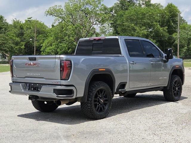 Used 2024 GMC Sierra 2500 AT4 w/ Technology Package AWD/4WD image 8