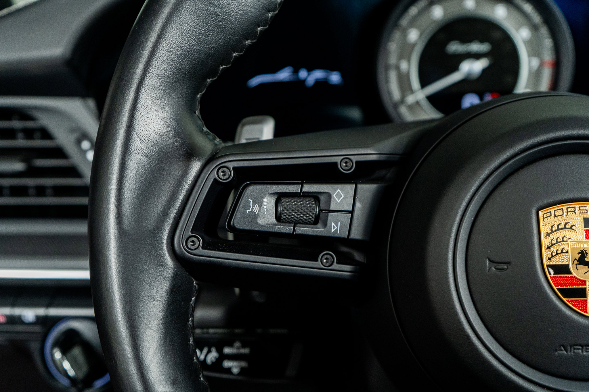 Used 2024 Porsche 911 Turbo image 43