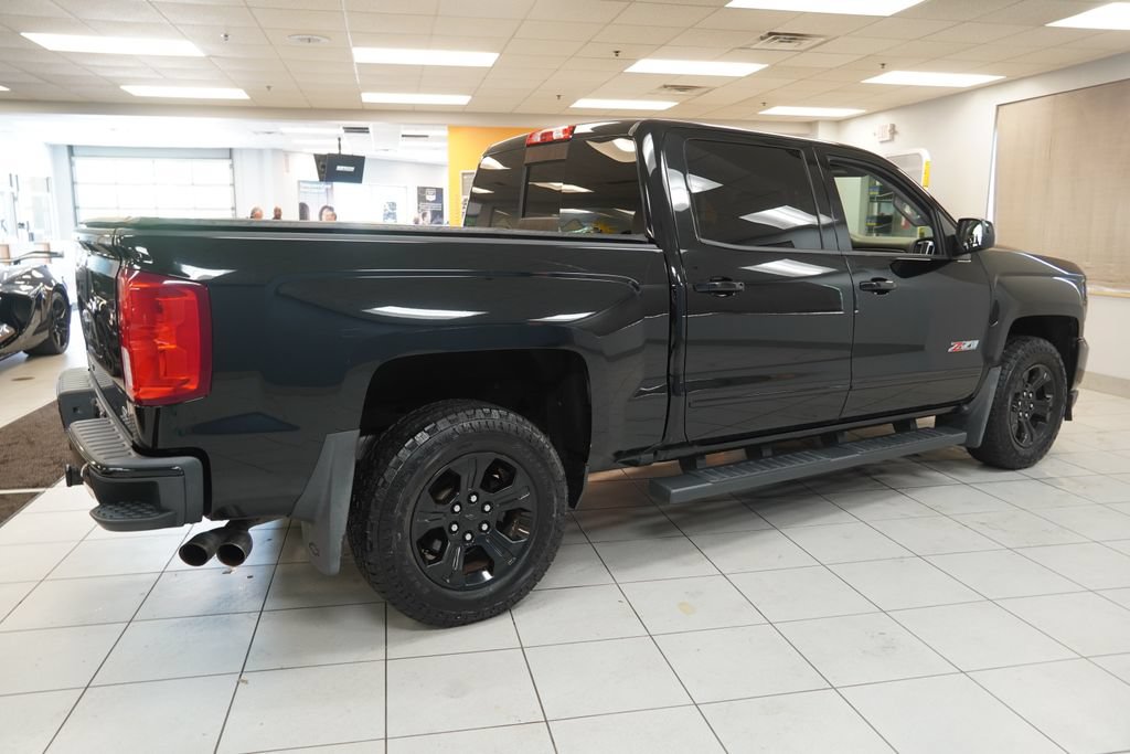 Used 2017 Chevrolet Silverado 1500 LTZ Z71 w/ Midnight Edition AWD/4WD image 11