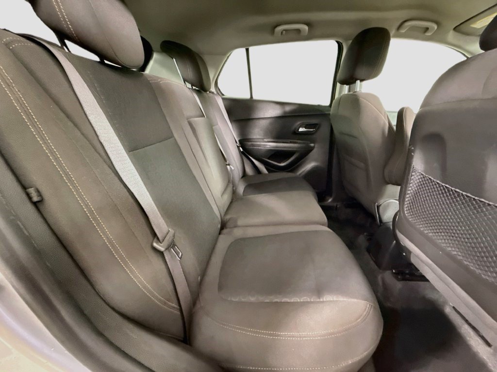 Used 2017 Chevrolet Trax LS FWD image 24